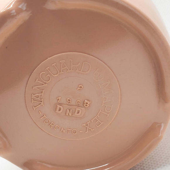 Vintage Set of 4 Melamine Vanguard by Maplex Mugs Salmon Pink - Picture 10 of 14